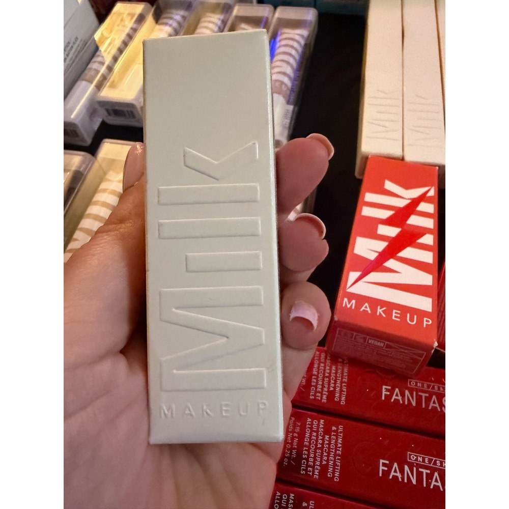 Milk Makeup Flex Foundation Stick Praline